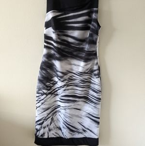 Black and white sleeveless dress